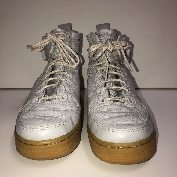 Grey Nike Air Force 1 - Goddess of victory - Picture 3 of 8